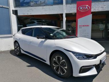 Voir le détail de l'offre de cette KIA EV6 229ch GT-Line 2WD de 2023 en vente à partir de 517.69 €  / mois