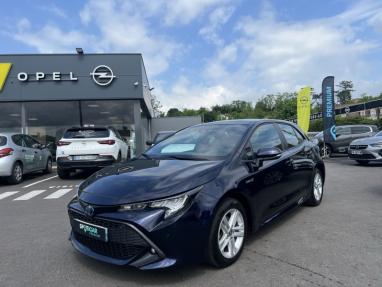 Voir le détail de l'offre de cette TOYOTA Corolla 122h Dynamic Business + Stage Hybrid Academy MY21 de 2021 en vente à partir de 199.09 €  / mois