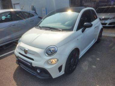 Voir le détail de l'offre de cette ABARTH 500 1.4 Turbo T-Jet 160ch 595 Pista de 2018 en vente à partir de 245.66 €  / mois