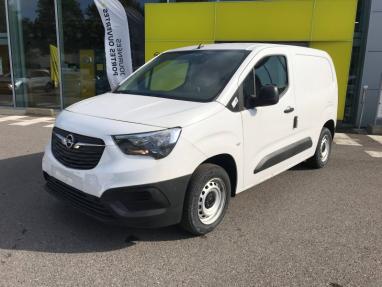 Voir le détail de l'offre de cette OPEL Combo Cargo M 650kg Puretech 110ch S&S de 2023 en vente à partir de 180.11 €  / mois