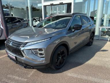 Voir le détail de l'offre de cette MITSUBISHI Eclipse Cross 2.4 MIVEC PHEV 188ch Black Collection 4WD 2023 de 2024 en vente à partir de 34 999 € 