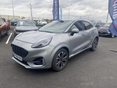 Voir le détail de l'offre de cette FORD Puma 1.0 EcoBoost 125ch S&S mHEV ST-Line Powershift de 2023 en vente à partir de 24 799 € 