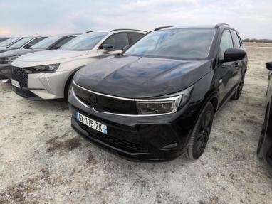 Voir le détail de l'offre de cette OPEL Grandland X 1.2 Turbo Hybrid 136ch GS Light e-DCT6 de 2024 en vente à partir de 295.99 €  / mois